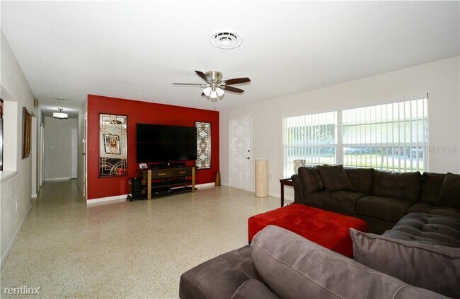Building Photo - 3 br, 2 bath House - 325 Pearl Ave