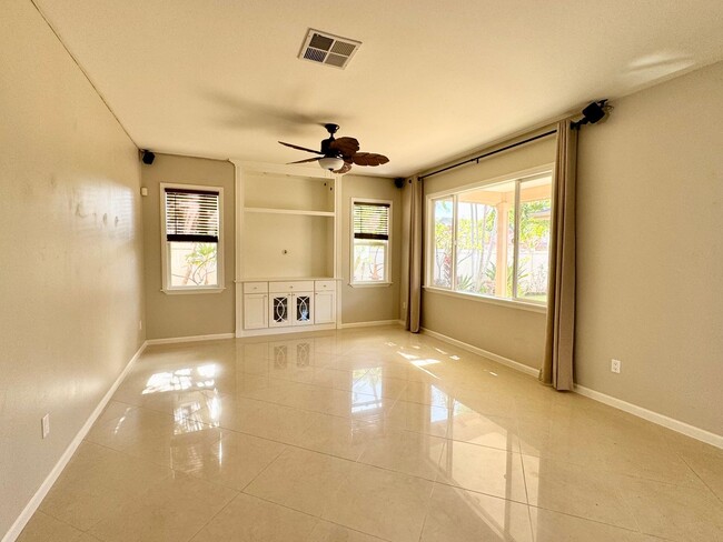 Foto del edificio - For Rent - [Ocean Pointe] 91-1022 Kai Moan...