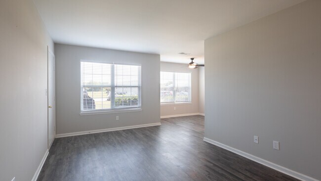 Foto del edificio - Yorkview Apartments