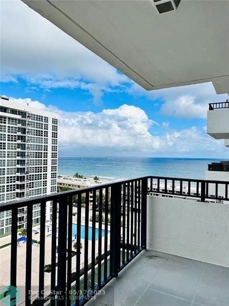 Foto del edificio - 525 N Ocean Blvd