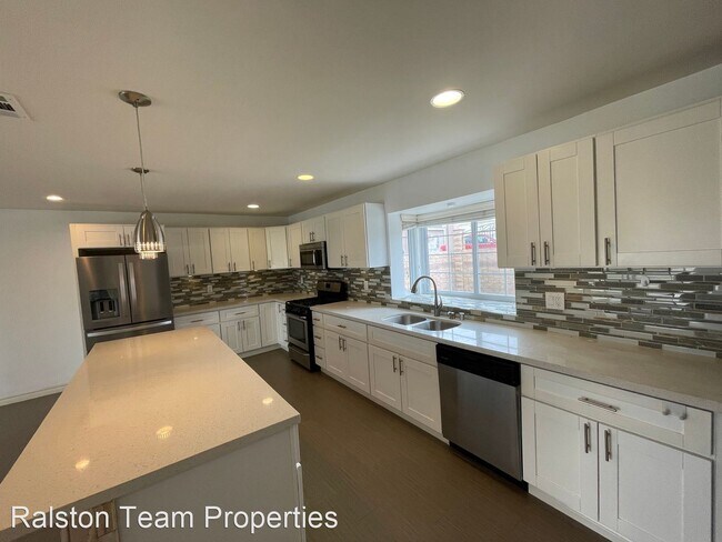 Foto del edificio - 3 br, 2.5 bath House - 1340 Tobias Dr
