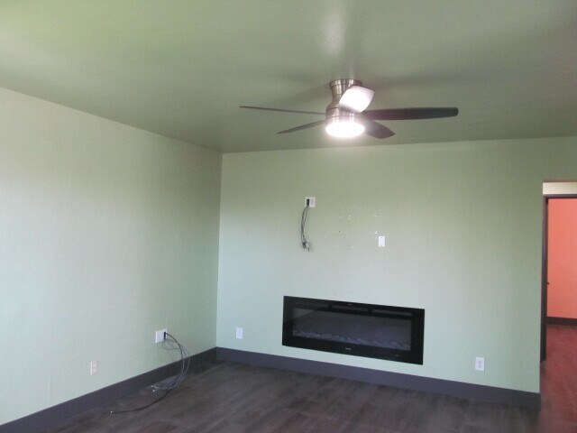 Foto del edificio - 9510 Hillside St