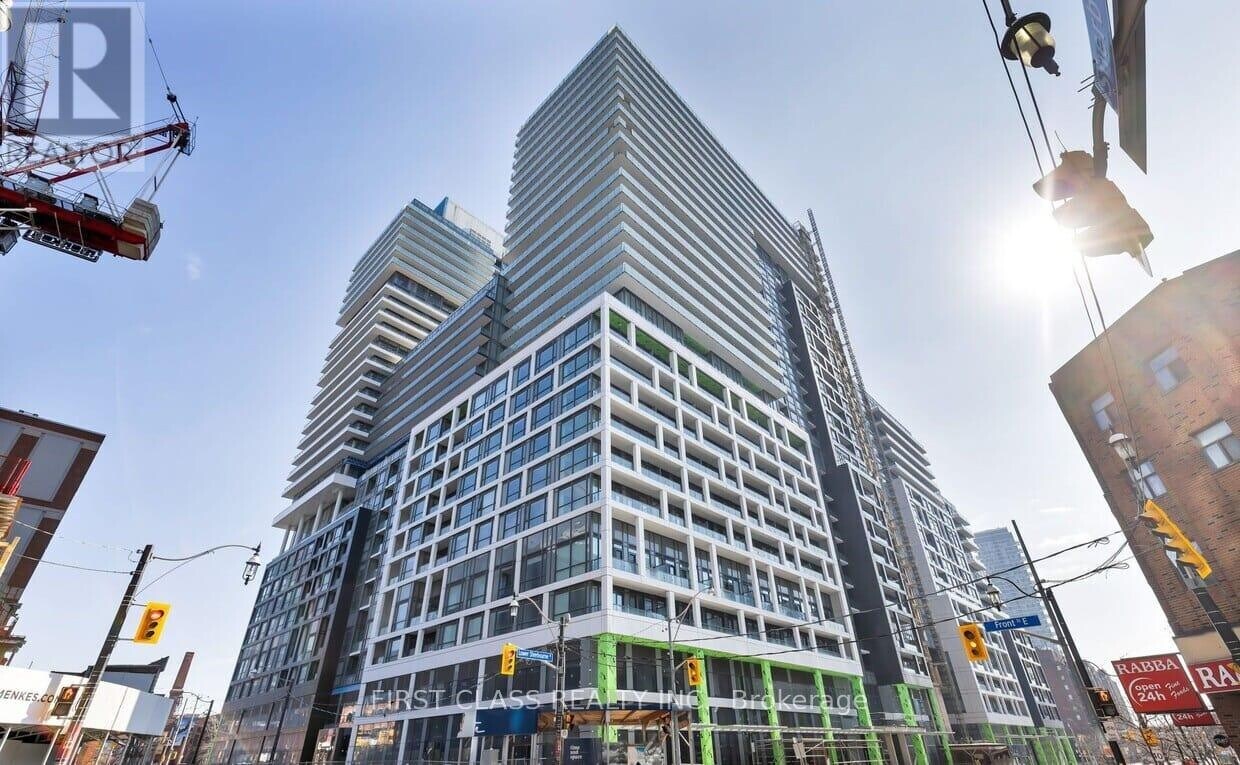 Photo principale - 135-29135 Lower Sherbourne St
