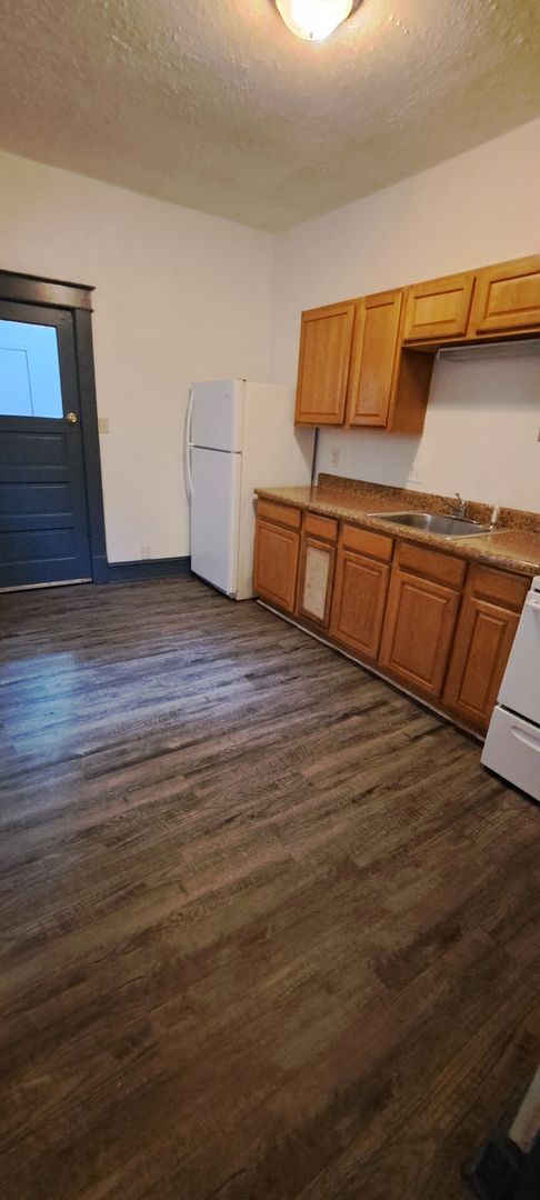 Foto del edificio - 1321 Chesapeake Ave