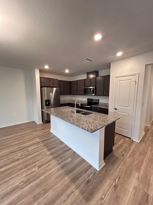 Photo - BELLAVIVA 9276 House