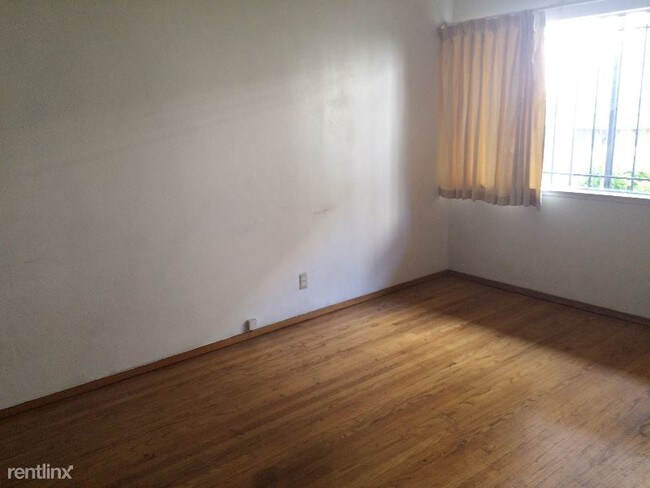Foto del edificio - 3408 66th Ave