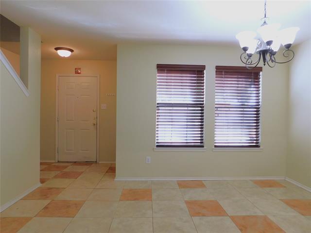 Foto del edificio - 2801 Saddle Dr