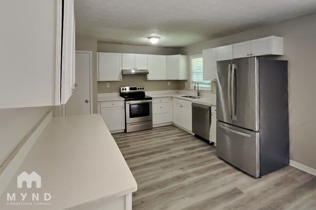 Foto del edificio - 3798 Leach Rd