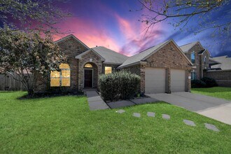 Building Photo - 3018 Wellington Pass Dr
