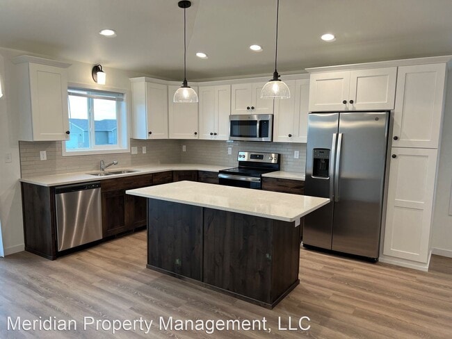 Foto del edificio - 4 br, 3 bath House - 7370 Aquiline Dr S