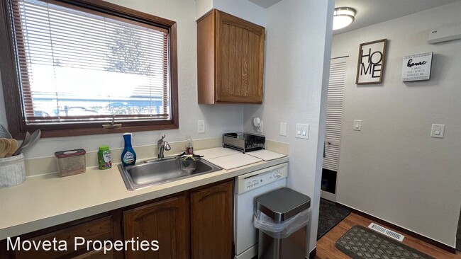 Foto del edificio - 1 br, 1 bath House - 10249 Jamestown Drive...