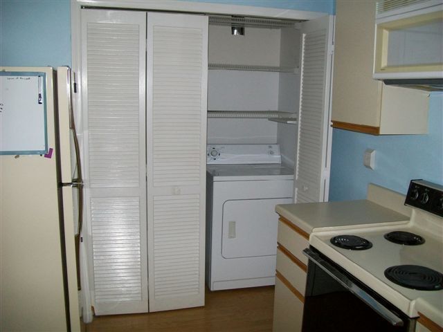 Foto del edificio - 2213 Stonecutter Dr