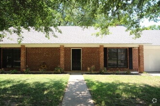 Building Photo - 3109 McDonald Rd