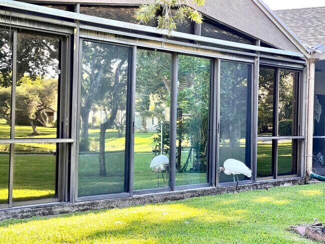 Foto del edificio - 22303 Misty Woods Way