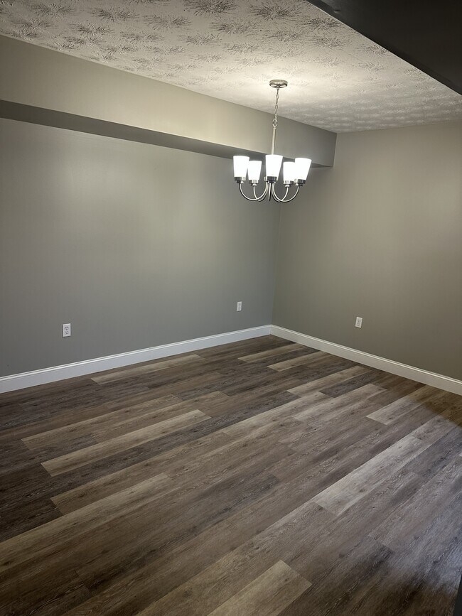 Foto del edificio - 795 Cedar Creek Rd