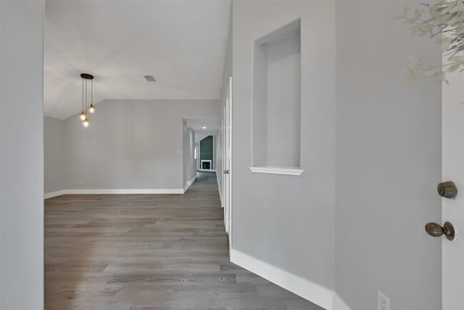 Building Photo - 8718 Sorrel Meadows Dr