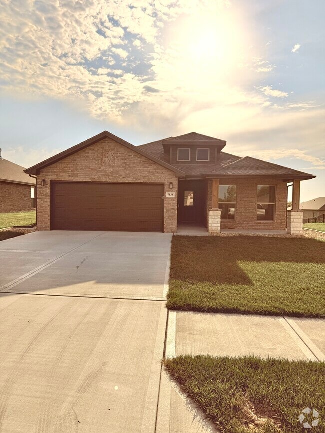 Building Photo - 7538 Apache Dr