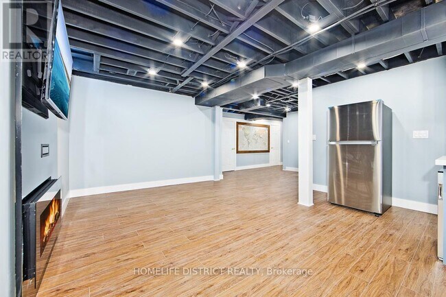 Photo du bâtiment - 34 Brumstead Dr