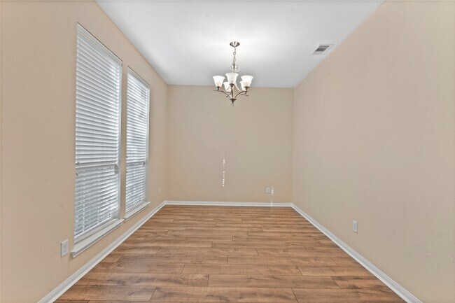 Foto del edificio - 26326 Creston Cliff Ct