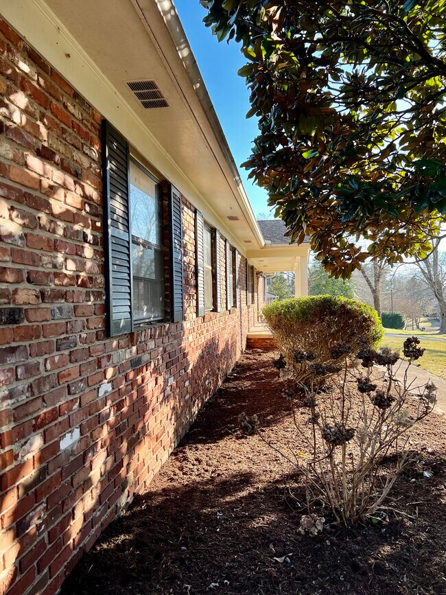 930 Corning Rd, Knoxville, TN 37923 House Rental in Knoxville, TN