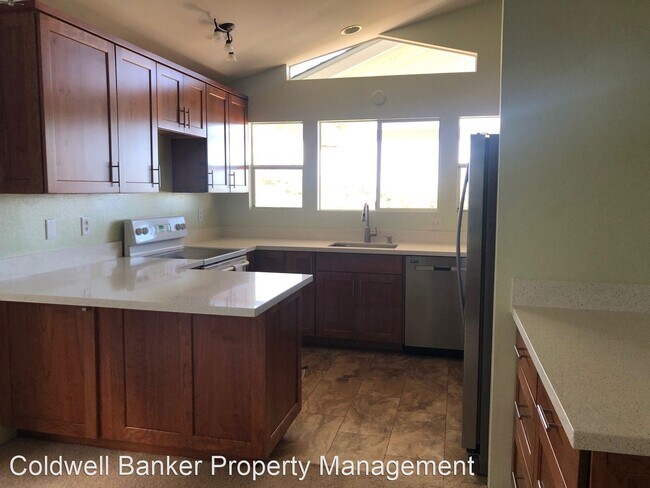 Foto del edificio - 2 br, 2 bath House - 75-252 Nani Kailua Dr...