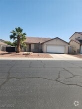 Building Photo - 1009 Harp Way