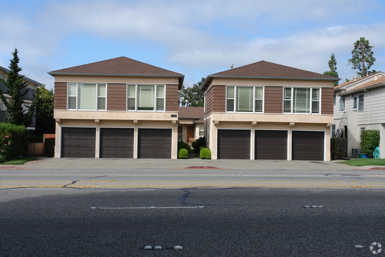 Building Photo - 612 S El Camino Real