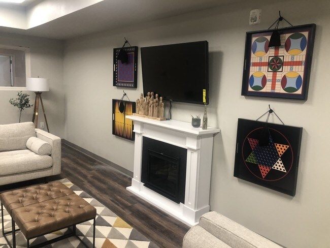 Community Room - Libertad Des Moines