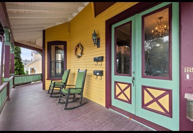 Foto del edificio - 118 Elm St