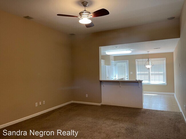 Building Photo - 3 br, 2 bath House - 2918 Carey Ct