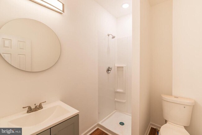 Building Photo - 6110 Sansom St