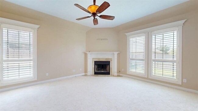 Foto del edificio - 3900 Latinne Ln