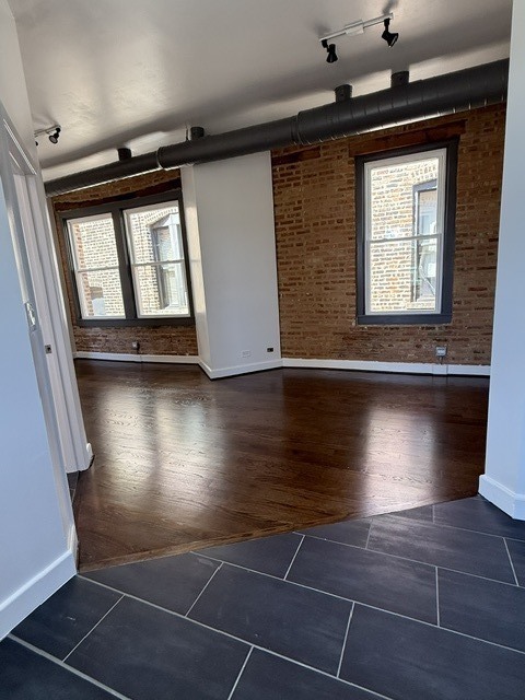Building Photo - 2216 W Taylor St
