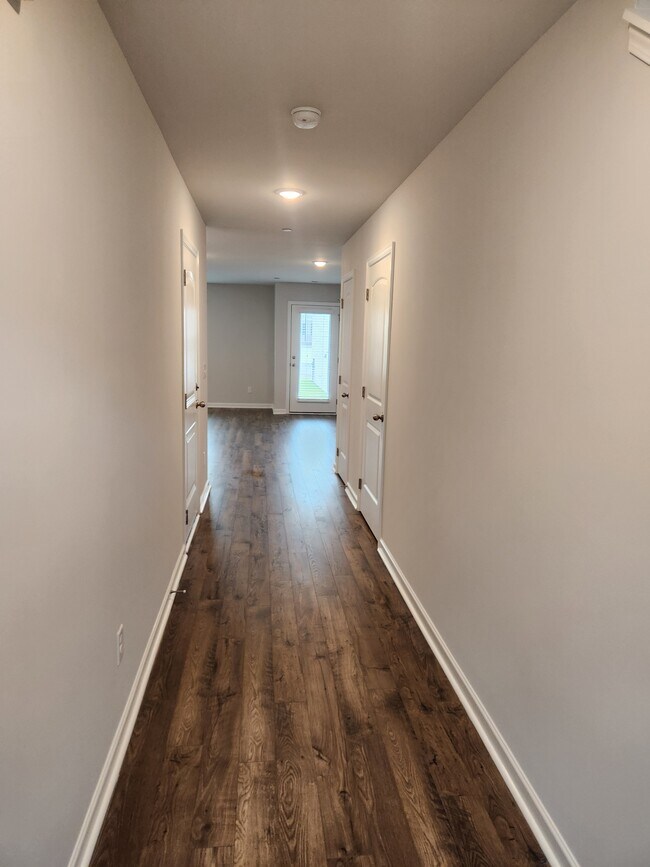 Building Photo - 261 Dale Mires Ln