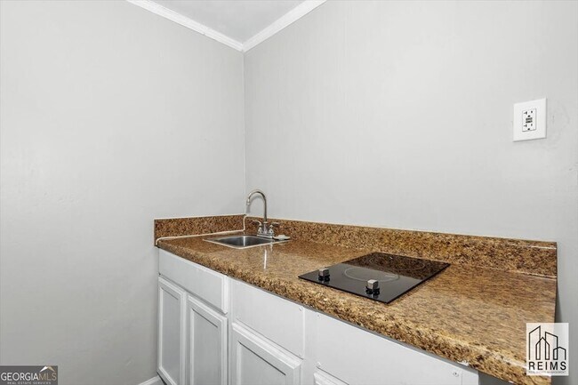 Foto del edificio - 1926 Howard Ave