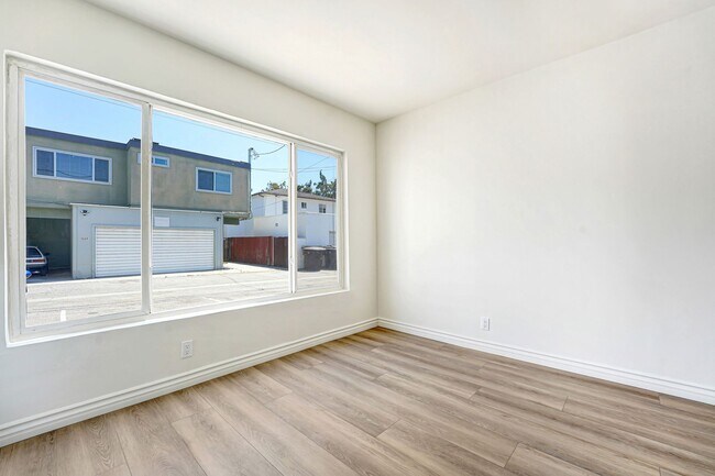 Foto del edificio - 1010 Pico Blvd