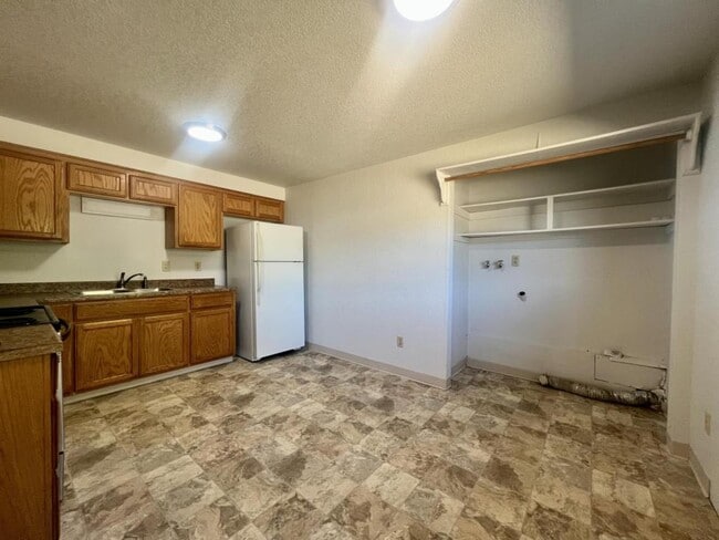 Building Photo - 1317 SE M St