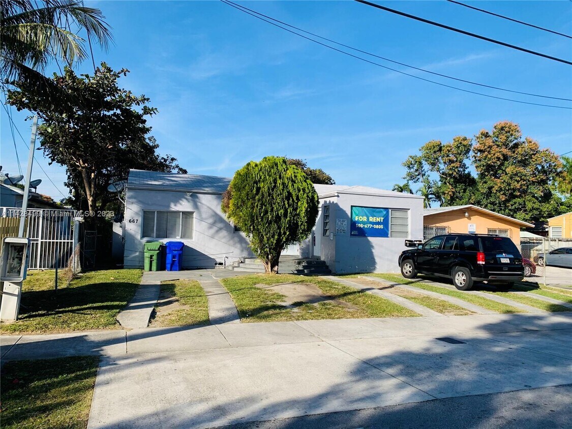 Primary Photo - 667 NE 86th St