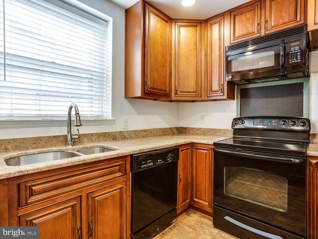 Foto del edificio - 3650 39th St NW