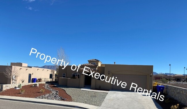 Building Photo - 4308 Calle Sonesta