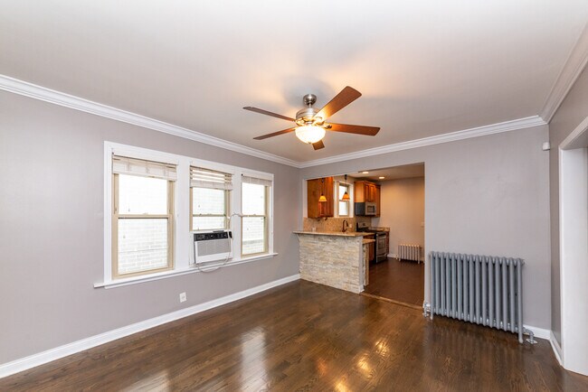 Foto del edificio - 2824 N Rockwell St