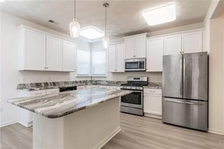 Building Photo - 2166 Humphreys Dr