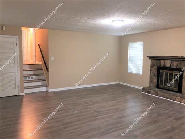 Foto del edificio - 1066 Redan Trail Ct