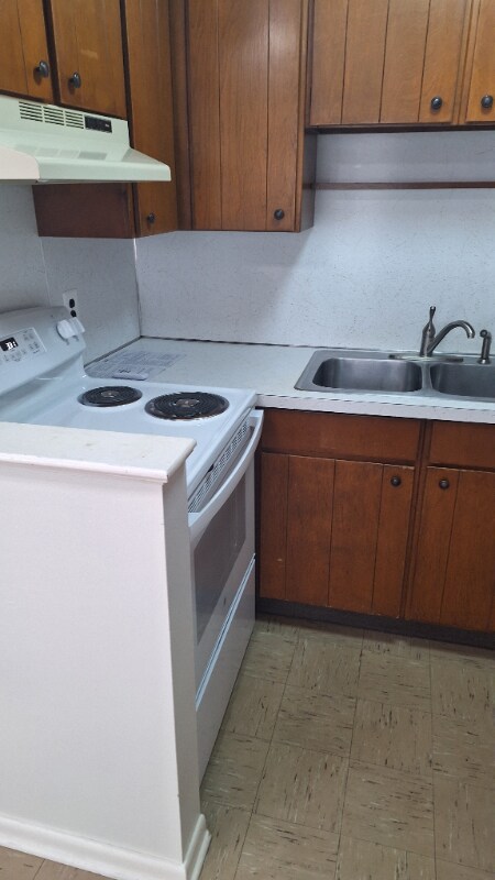 Foto del edificio - 4930 Graceton Rd