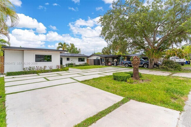 Foto del edificio - 1713 SW 5th St