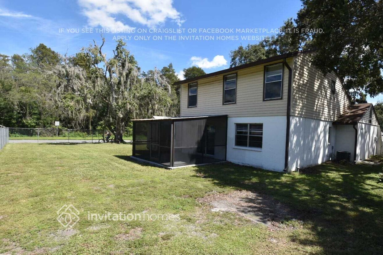 Foto del edificio - 3101 Sandspur Dr