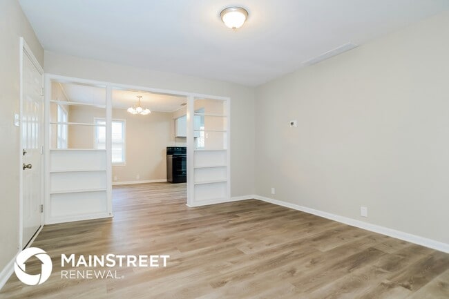 Foto del edificio - 1004 S Brockway St