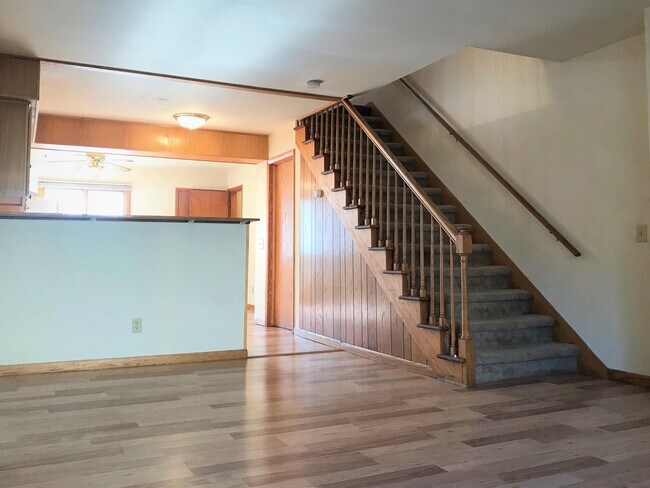 Foto del edificio - 614 Femrite Dr