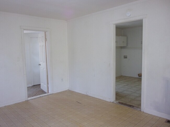 Foto del edificio - 502 Brendale Dr