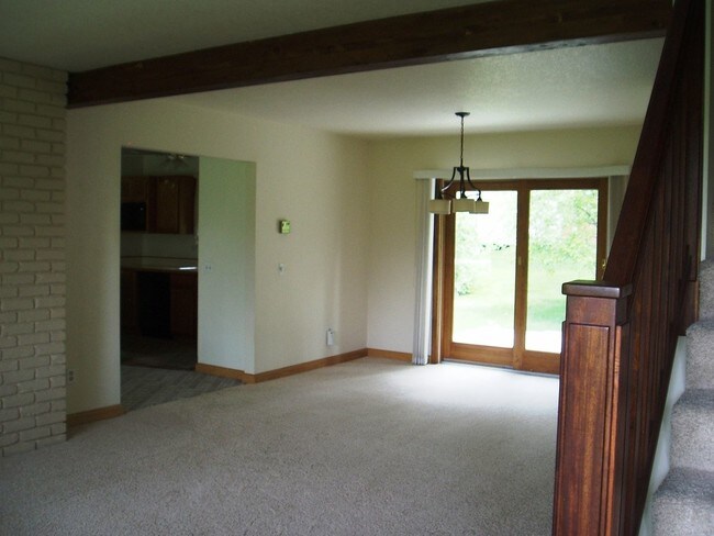 Foto del edificio - 3 br, 2 bath House - 431 Chestnut Dr.